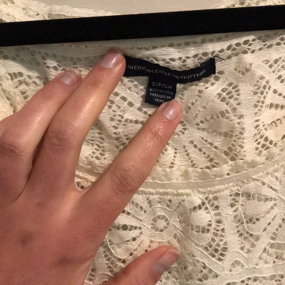 American Eagle white lace top - Picture 3 of 4